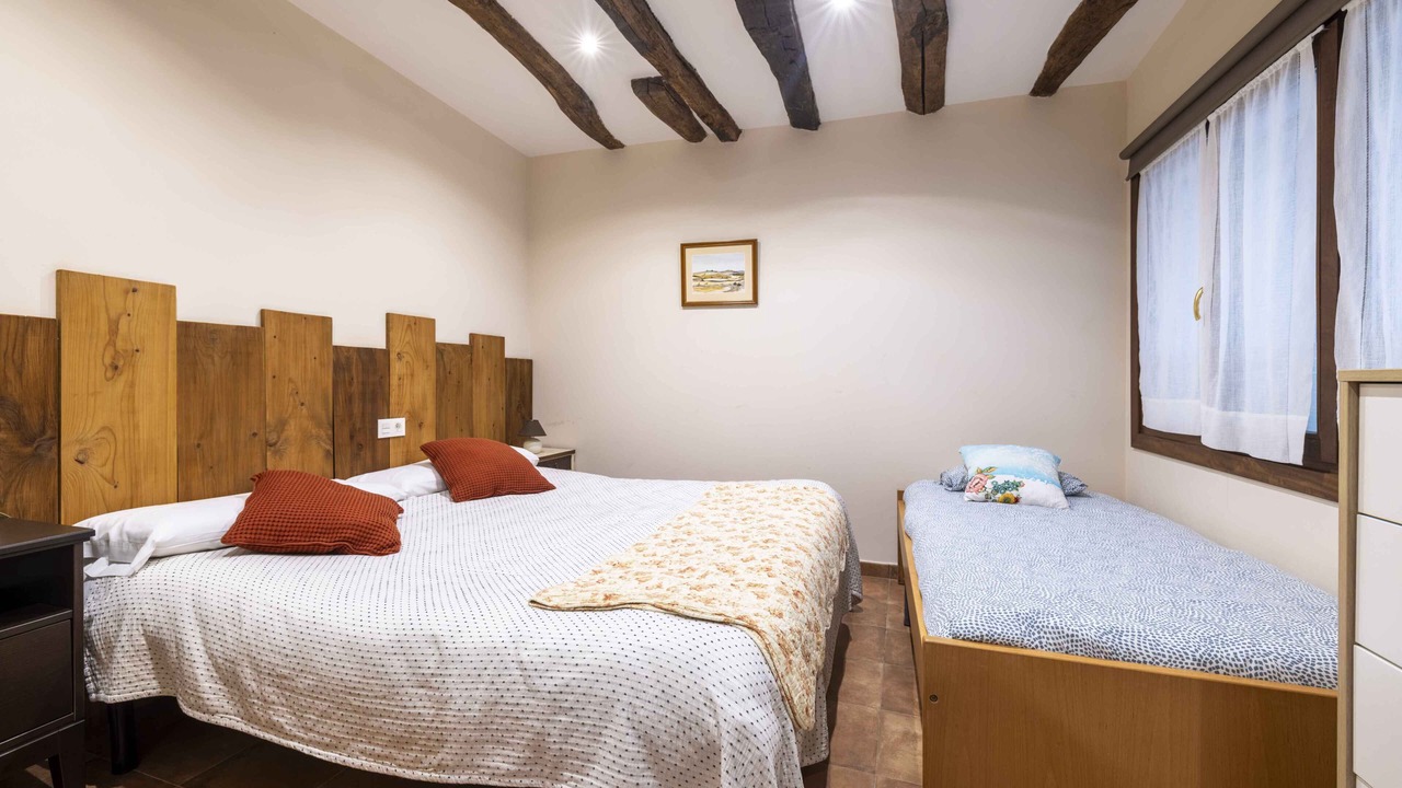 Photo of Bedroom in Aia