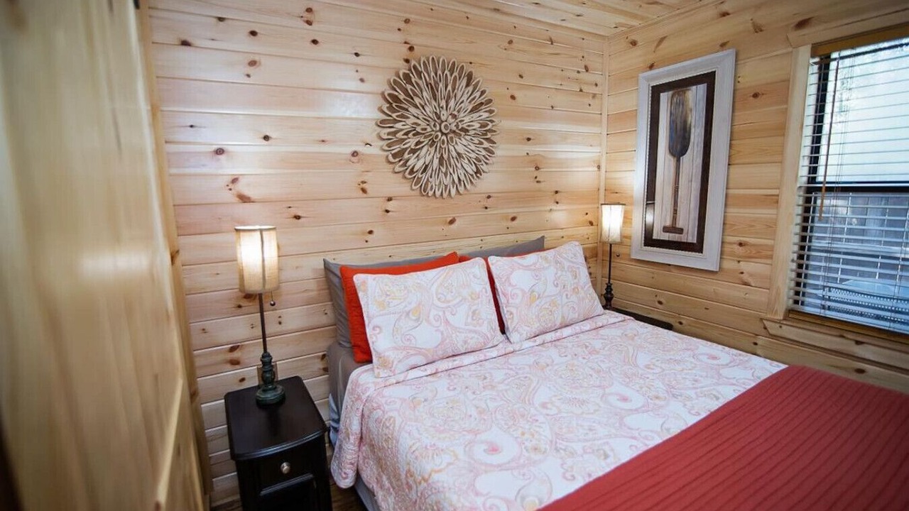Photo of Bedroom in Hochatown