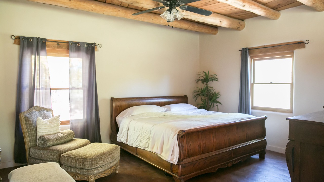 Photo of Bedroom in Corrales