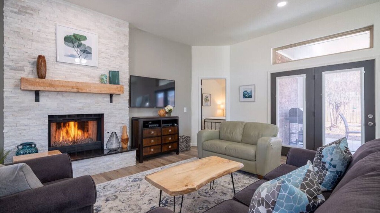 Photo of Livingroom in Edmond