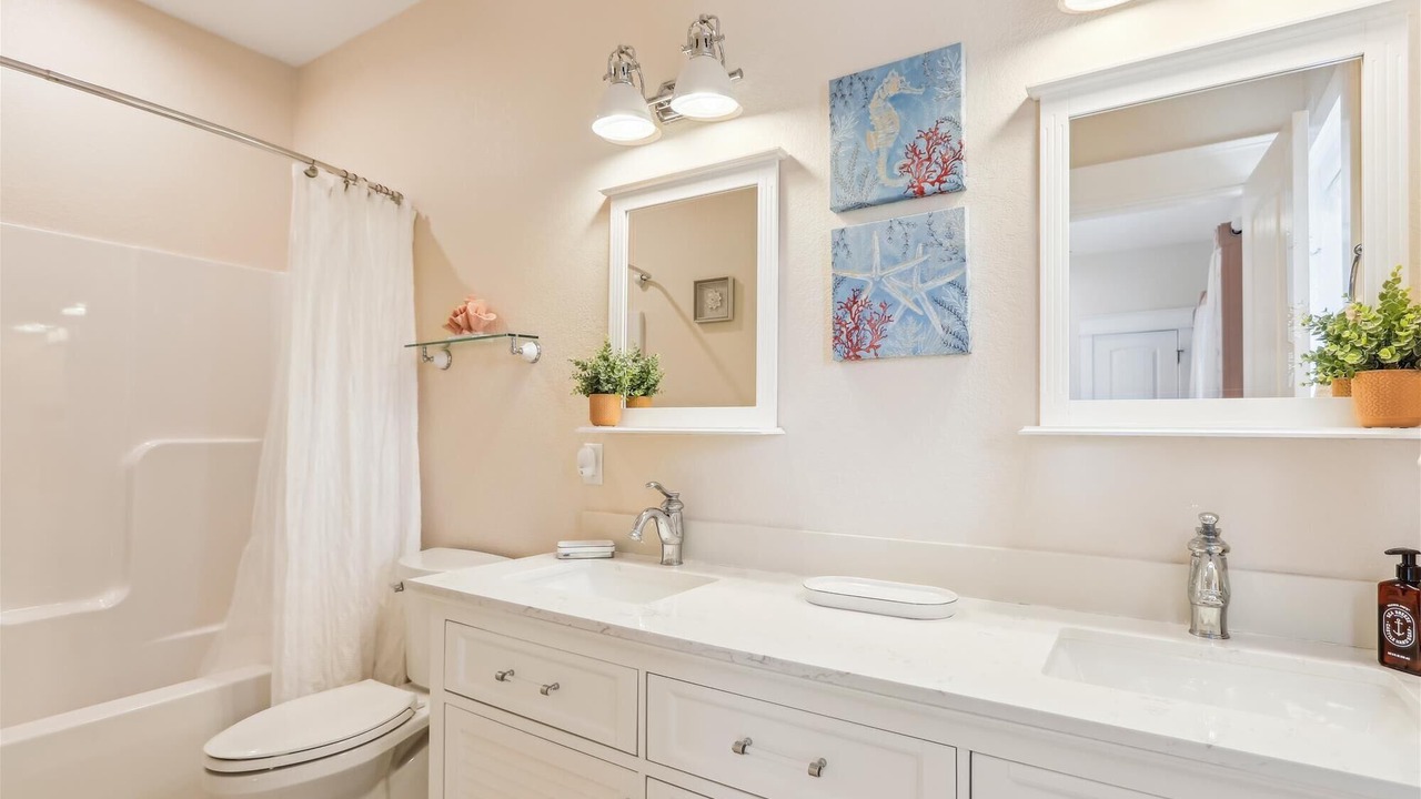 Photo of Bathroom in Ocean Sands