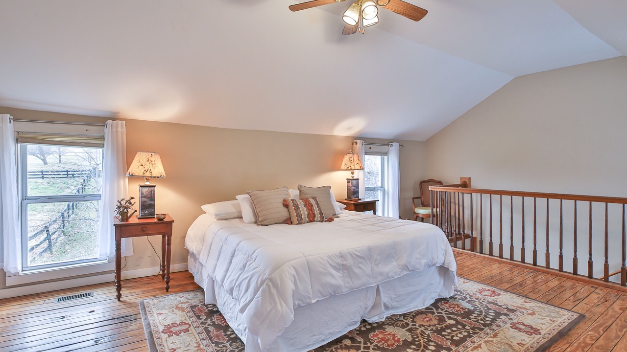 Photo of Bedroom in Lovettsville
