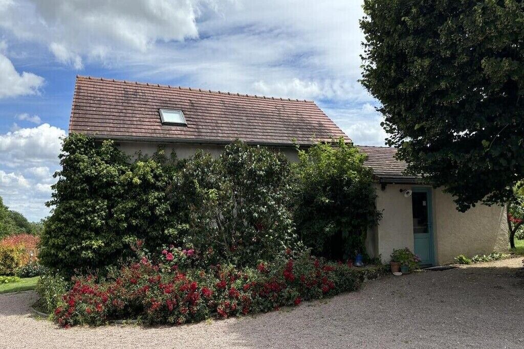 Photo of Outdoor in Louchy-Montfand