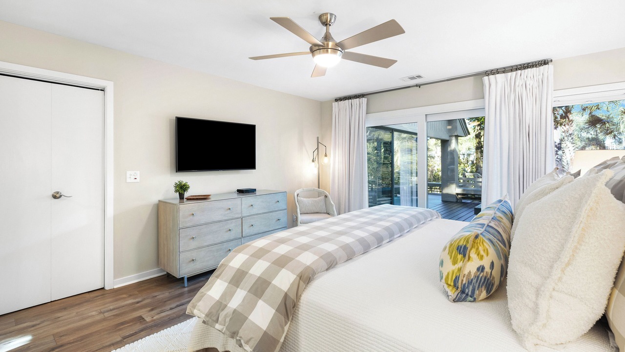 Photo of Bedroom in Heritage Woods