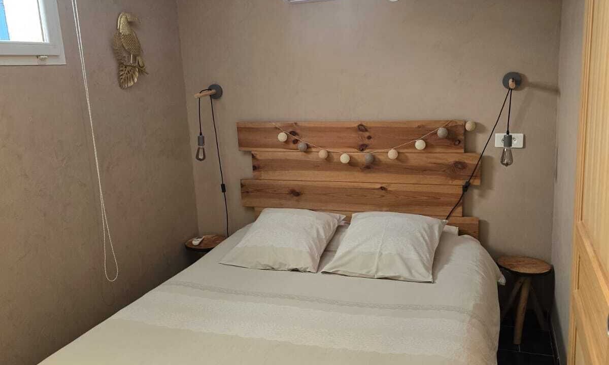 Photo of Bedroom in Mornas