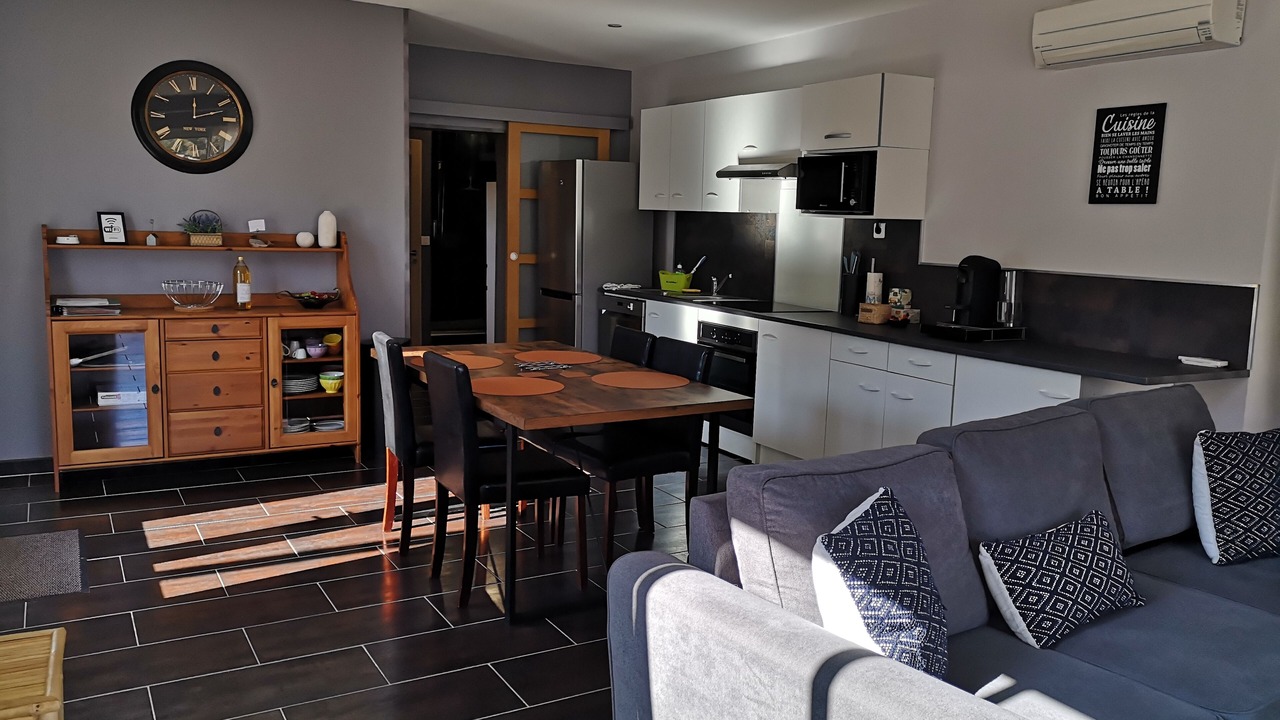 Photo of Livingroom in Mornas