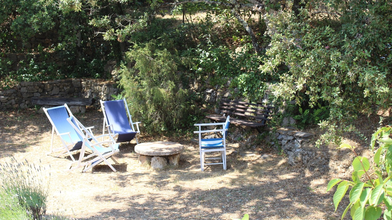 Photo of Outdoor in Meounes-les-Montrieux