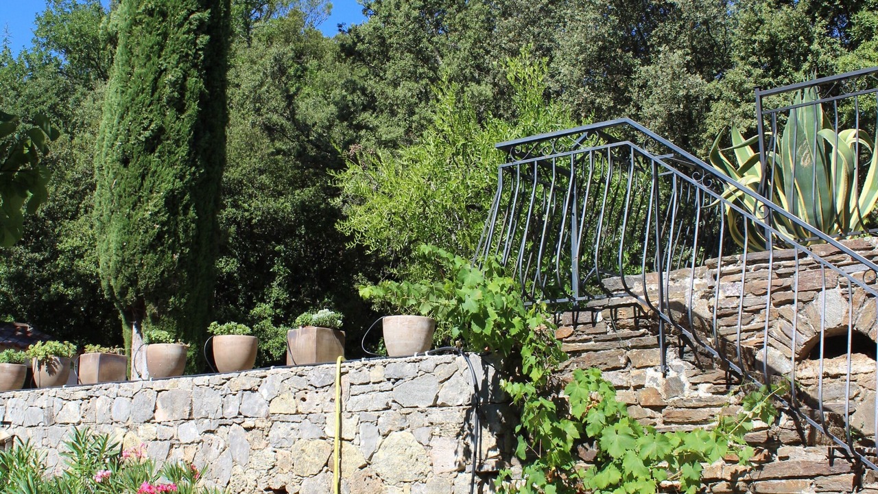 Photo of Outdoor in Meounes-les-Montrieux