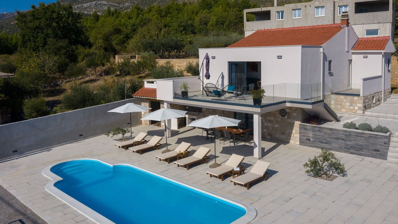 Photo of Outdoor in Kastel Sucurac