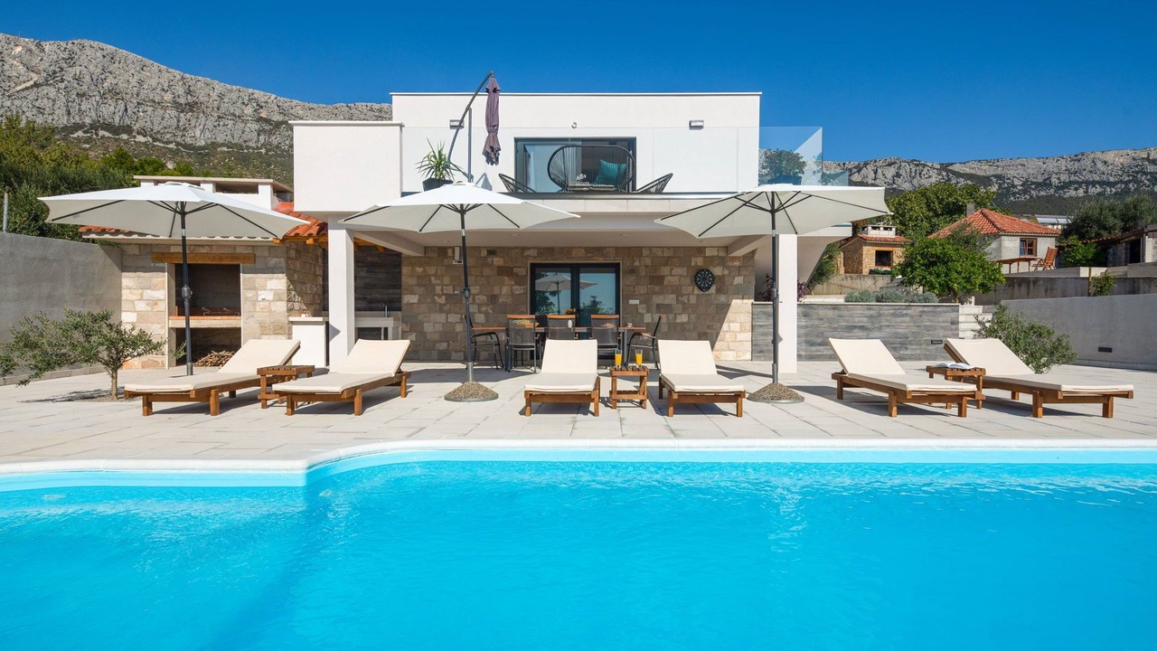 Photo of Outdoor in Kastel Sucurac