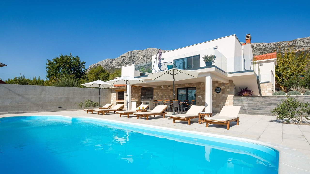 Photo of Outdoor in Kastel Sucurac