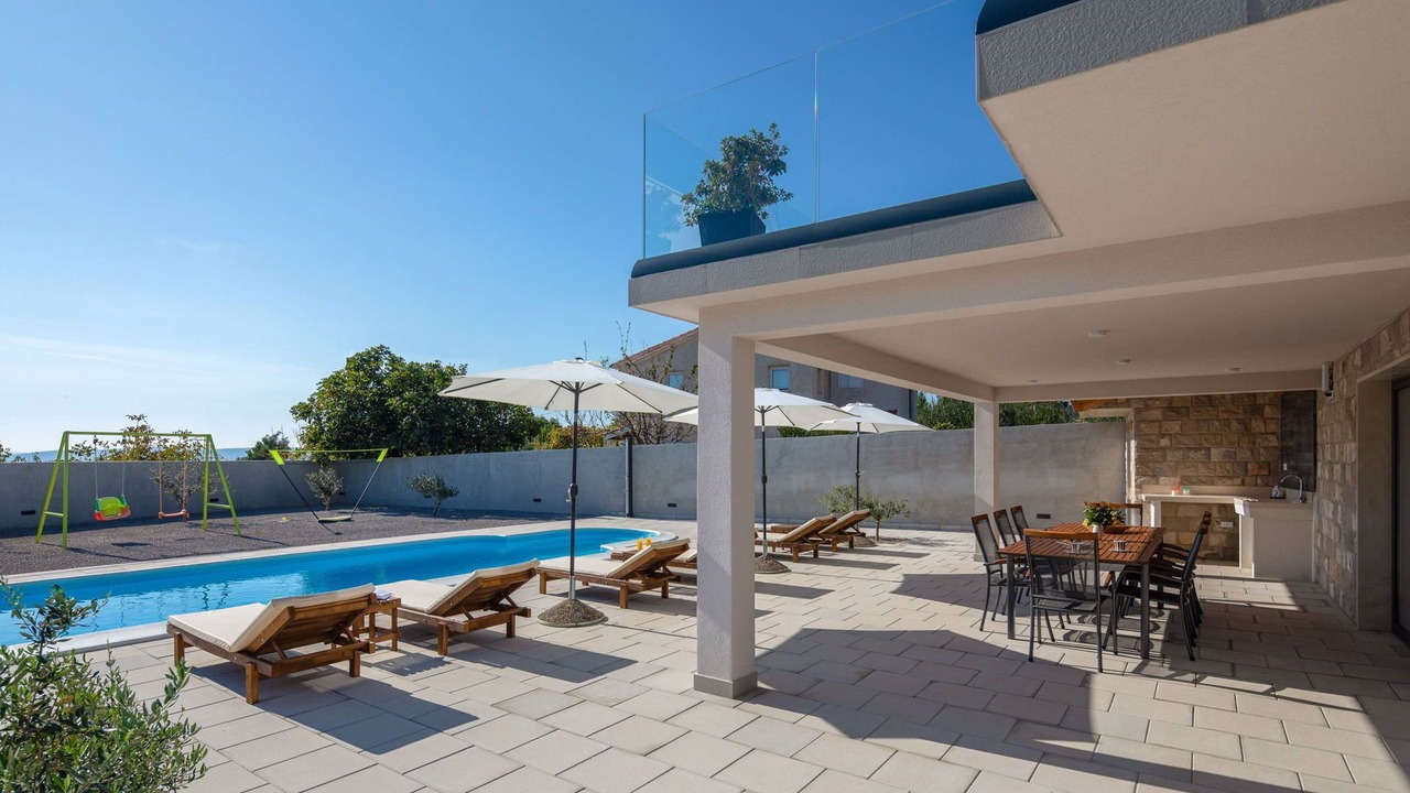 Photo of Outdoor in Kastel Sucurac