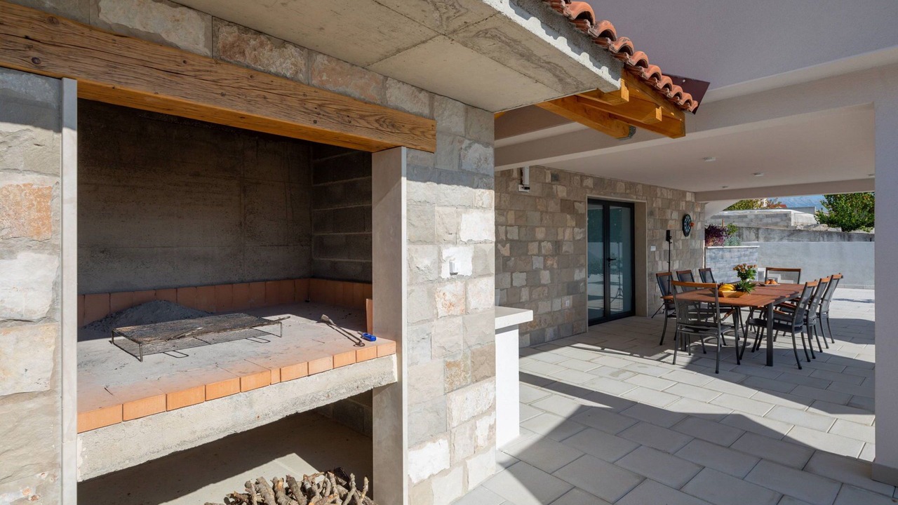 Photo of Outdoor in Kastel Sucurac
