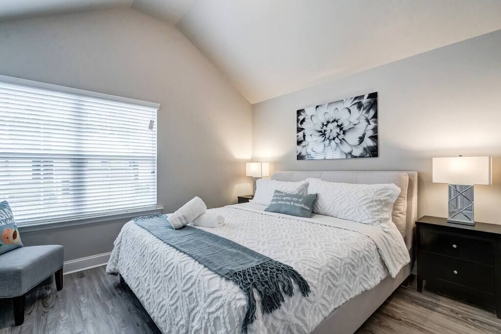 Photo of Others in Morrow