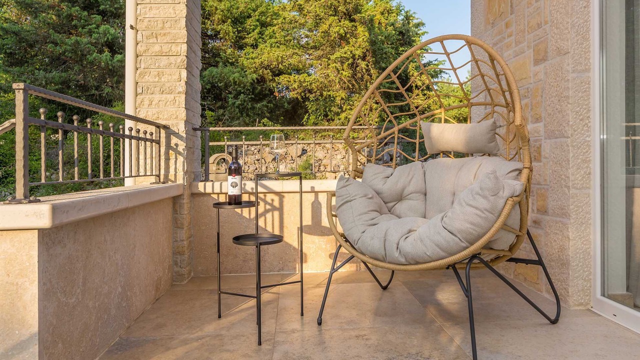 Photo of Patio Balcony in Milovcici