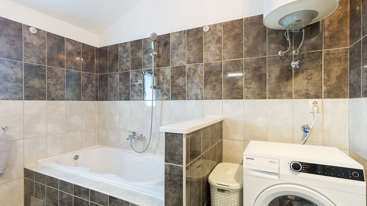 Photo of Bathroom in Sajini