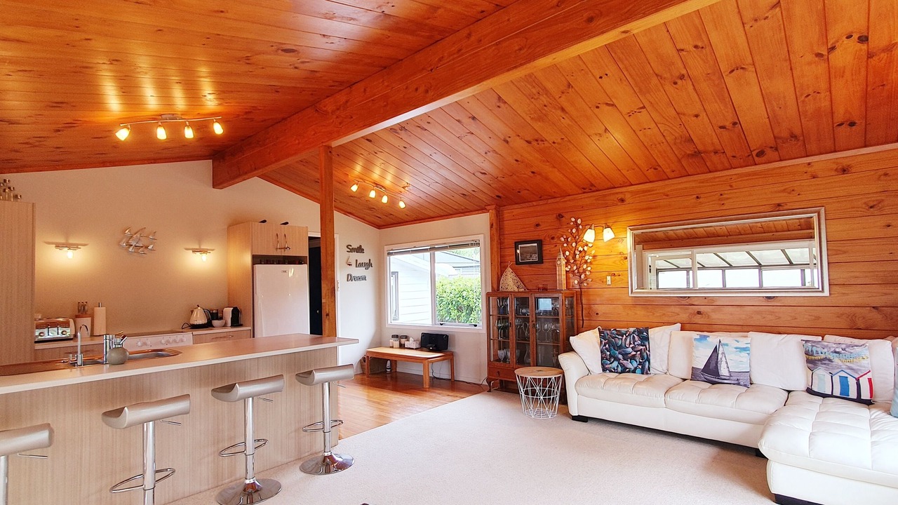 Photo of Others in Algies Bay