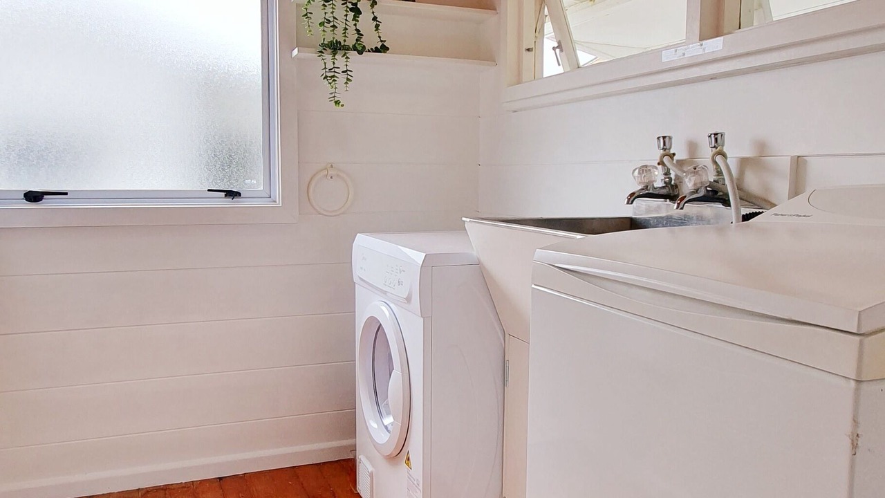 Photo of Others in Algies Bay