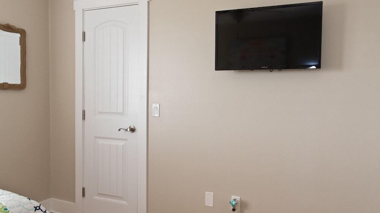 Photo of Bedroom in Crescent Beach