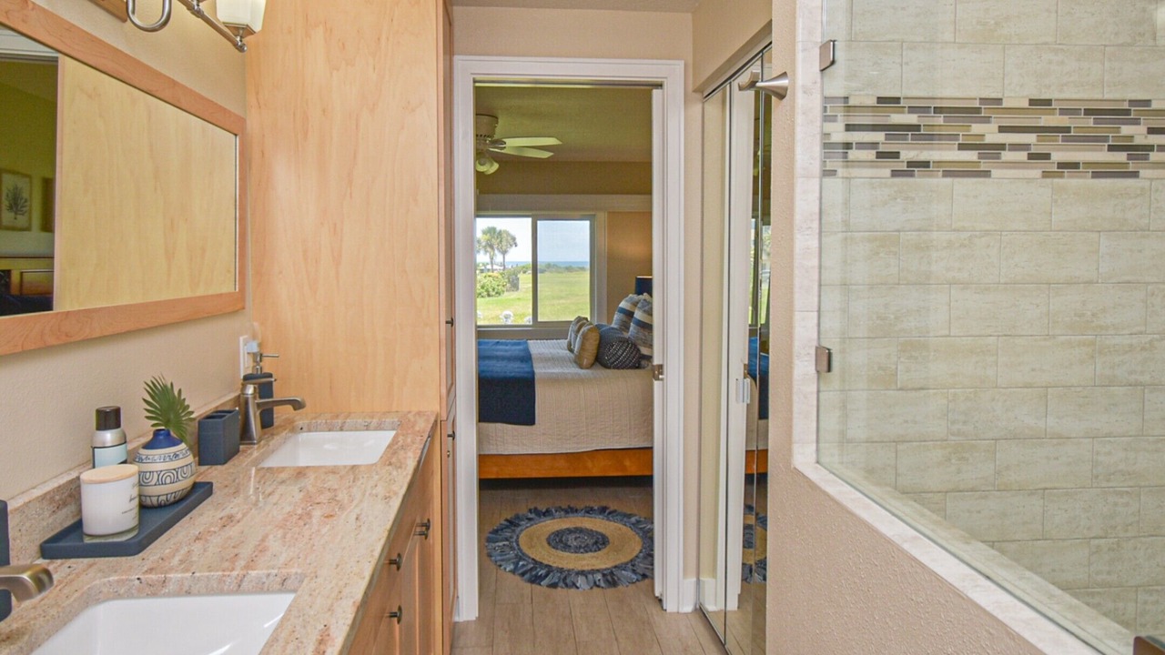 Photo of Bathroom in Crescent Beach