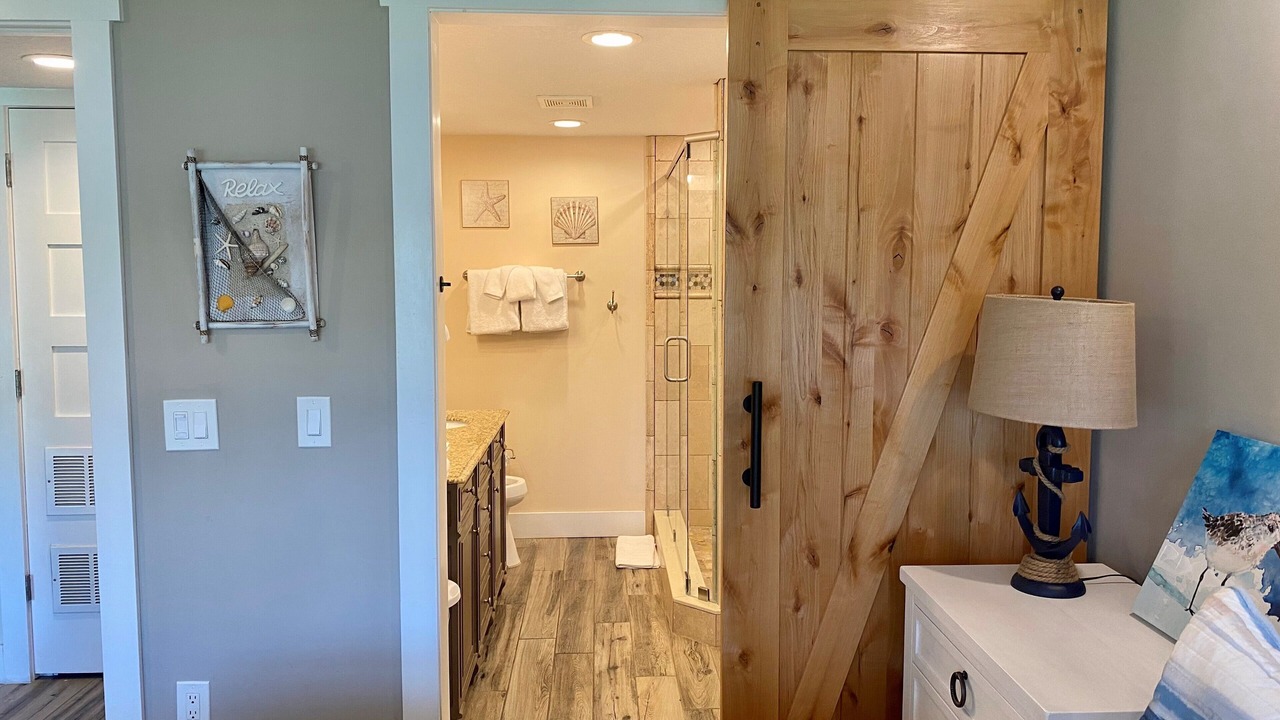 Photo of Bedroom in Crescent Beach