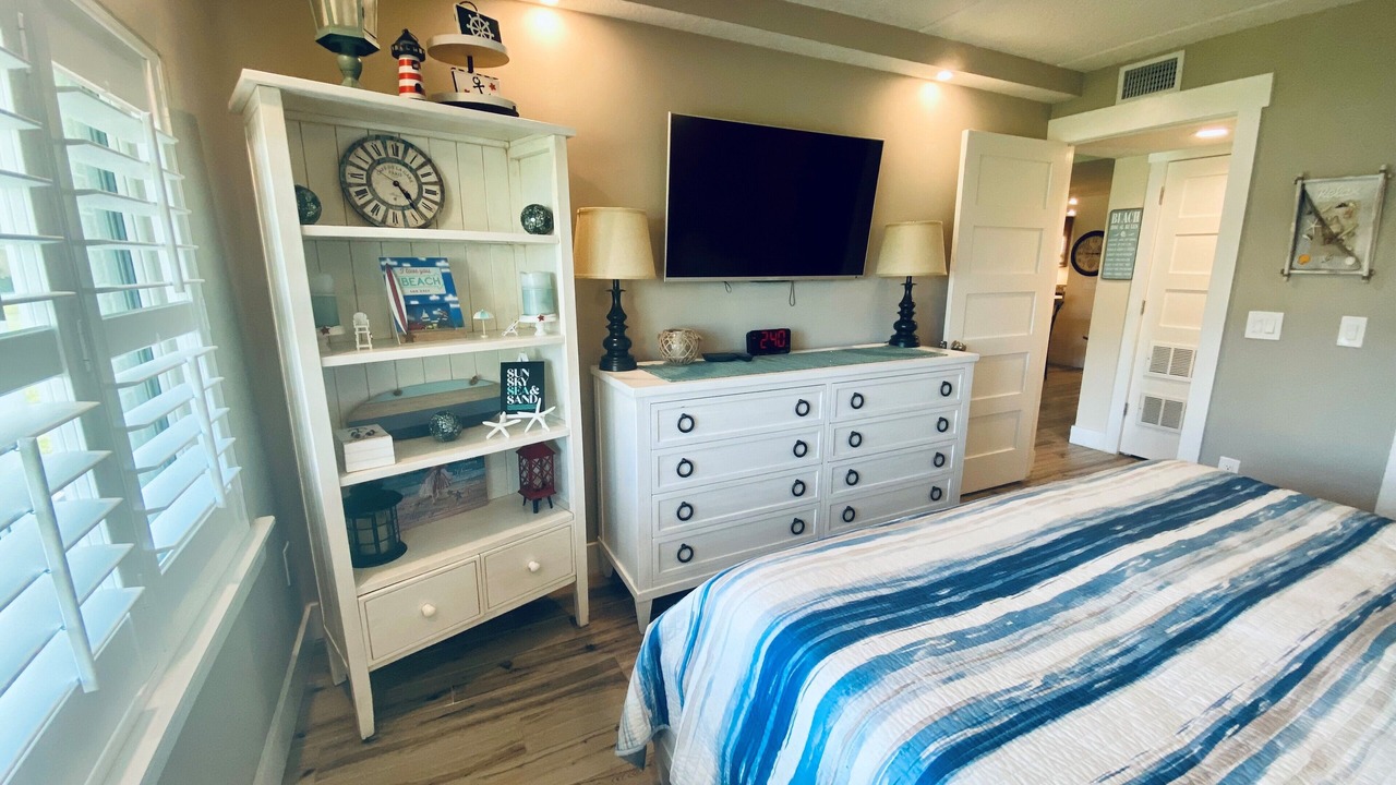 Photo of Bedroom in Crescent Beach