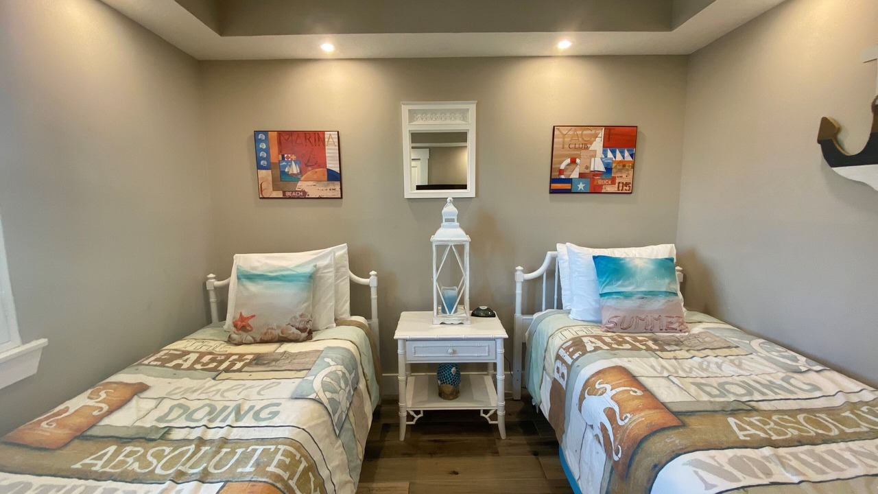 Photo of Bedroom in Crescent Beach