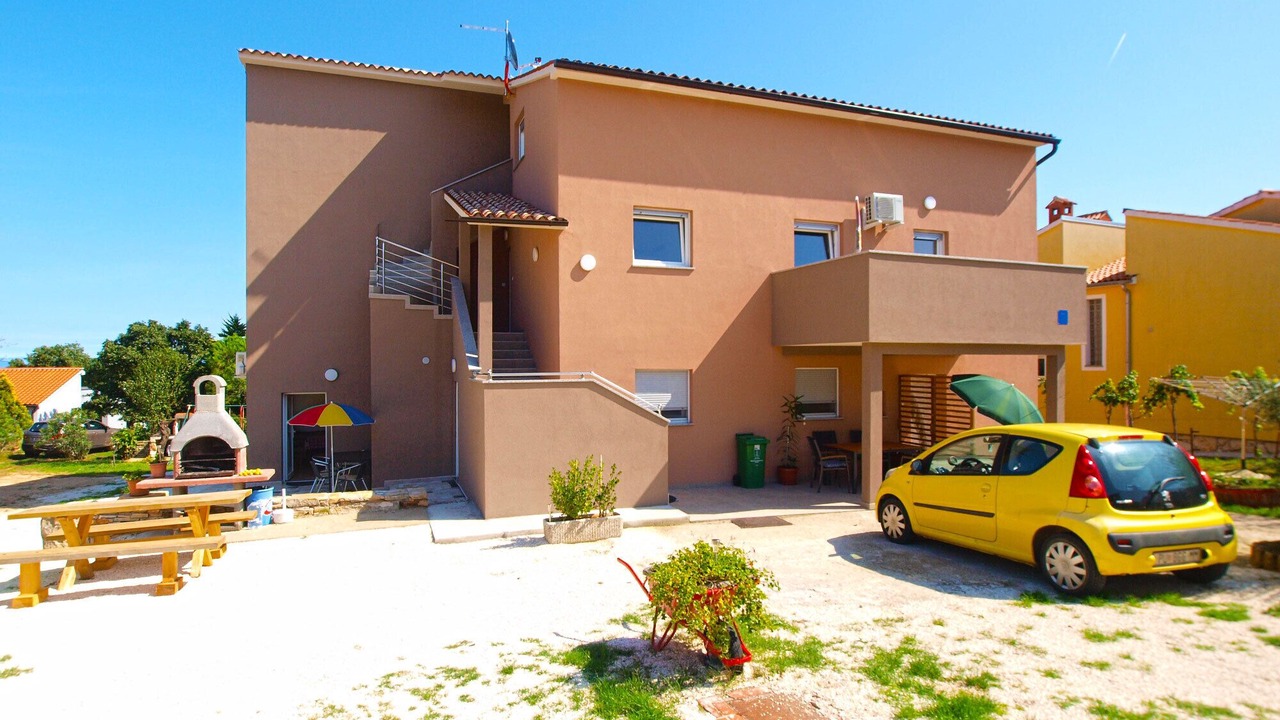 Photo of Outdoor in Liznjan