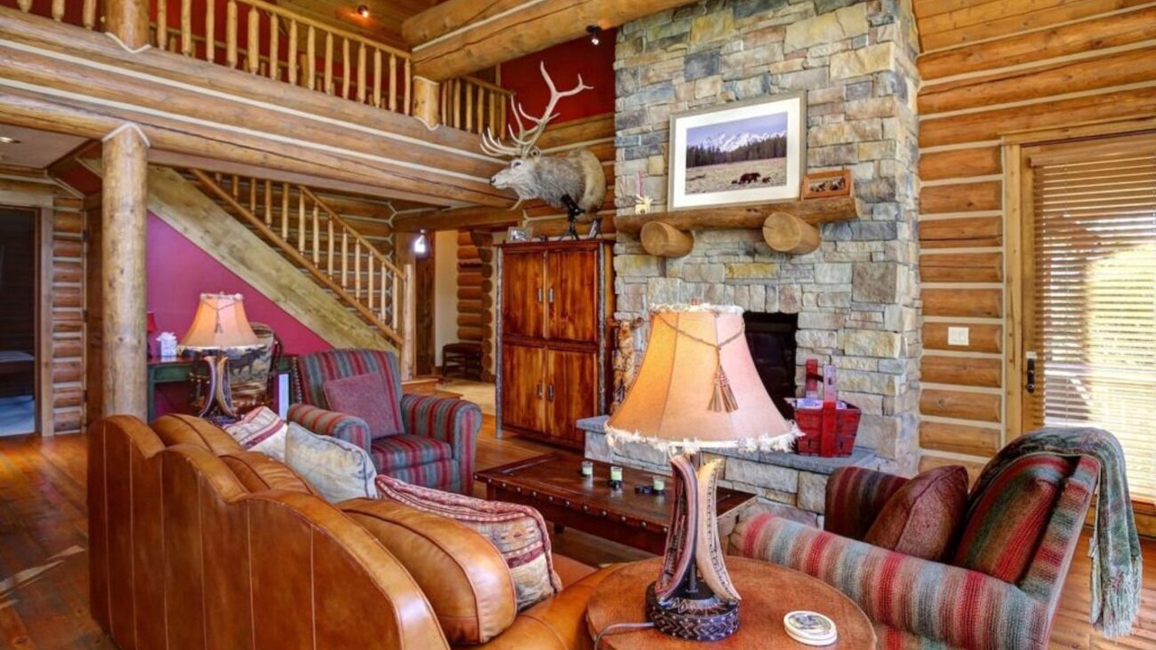 Photo of Livingroom in Victor