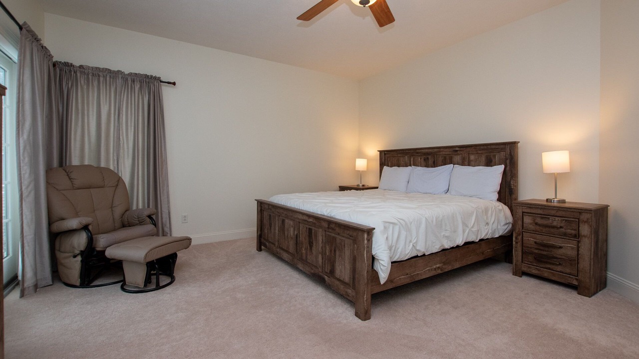 Photo of Bedroom in Romulus