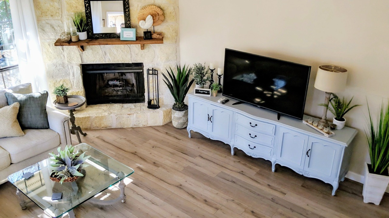 Photo of Livingroom in Horseshoe Bay