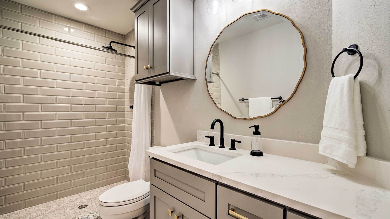 Photo of Bathroom in Montgomery
