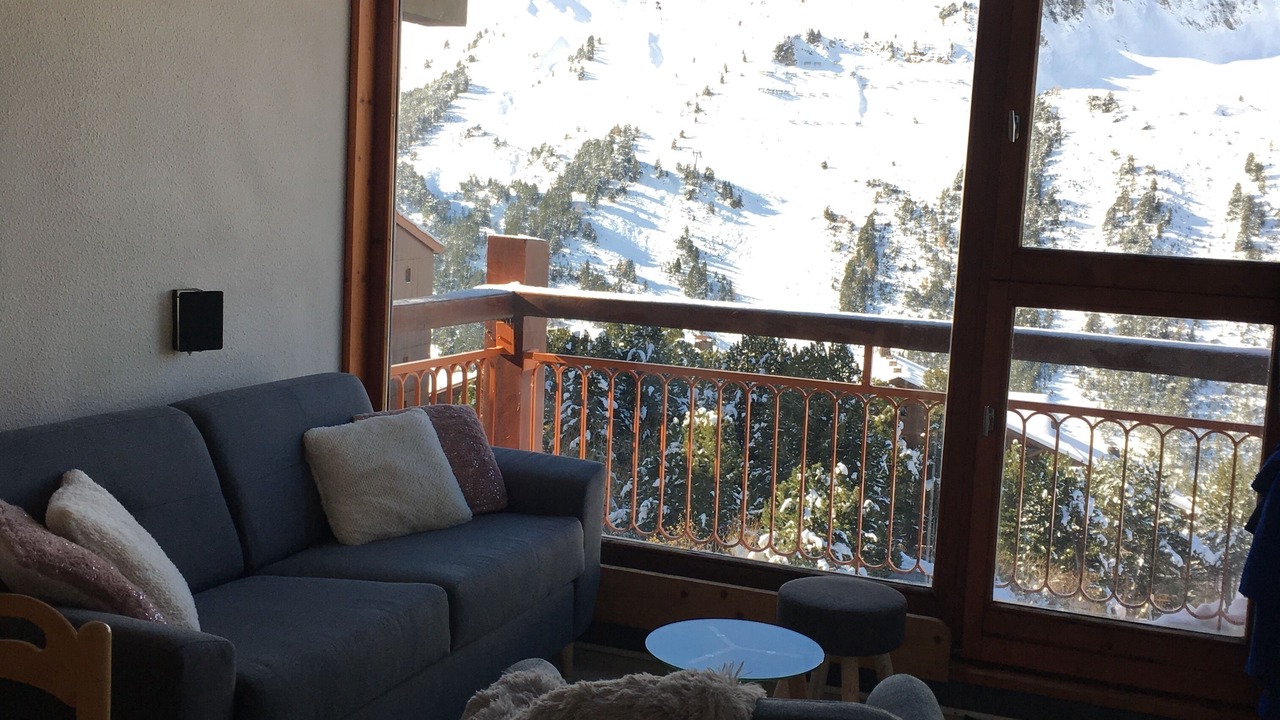 Photo of Outdoor in Arc-2000