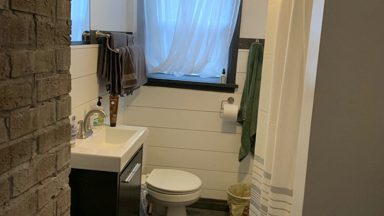 Photo of Bathroom in Hatfield