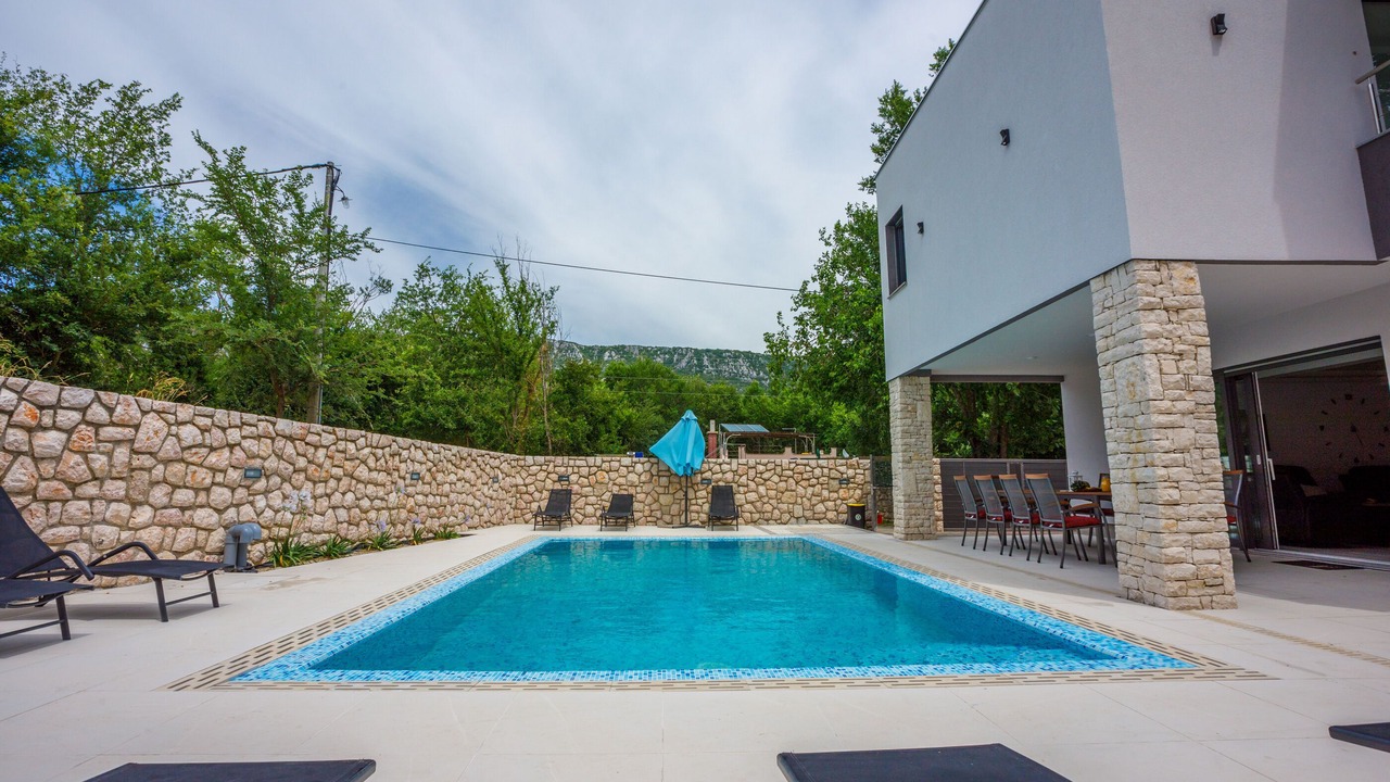 Photo of Outdoor in Bribir