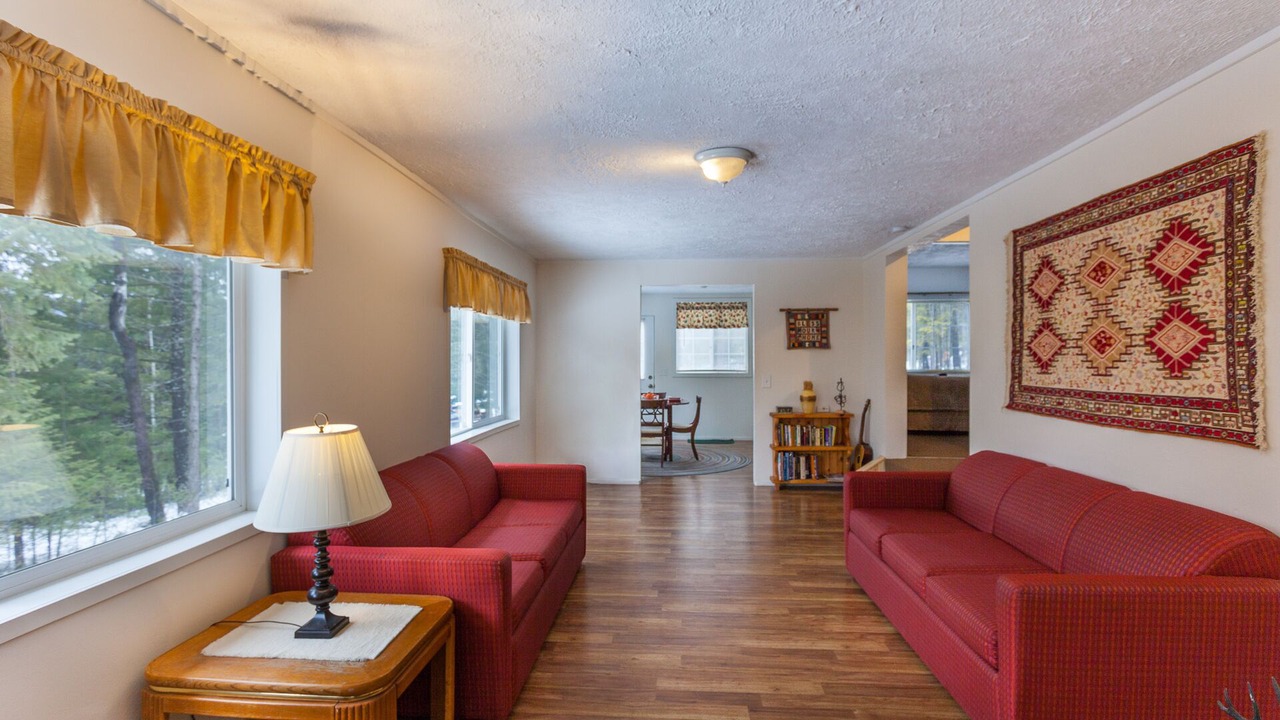 Photo of Livingroom in Careywood