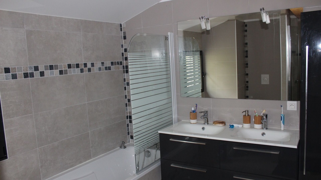 Photo of Bathroom in Carqueiranne