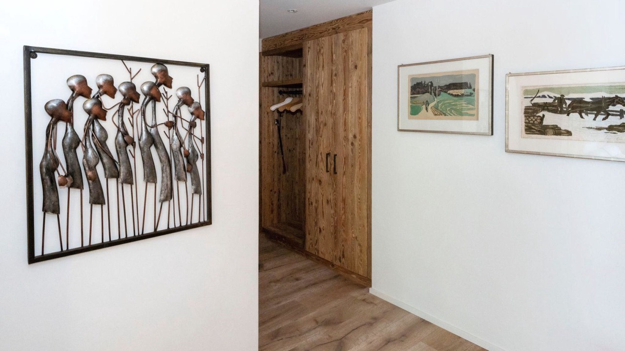 Photo of Others in Schoenried