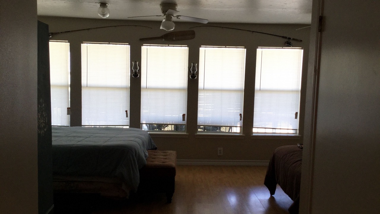 Photo of Bedroom in Siesta Shores