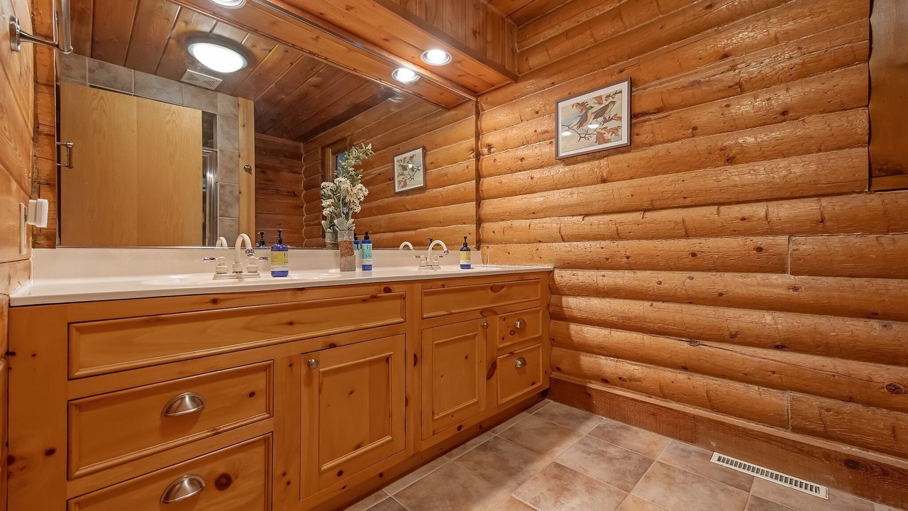 Photo of Bathroom in Lutsen