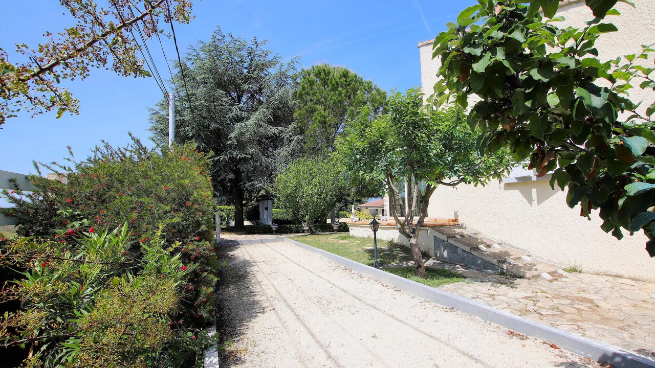 Photo of Others in Montboucher-sur-Jabron