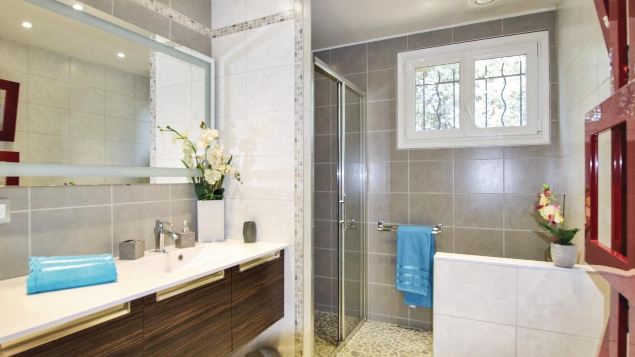 Photo of Bathroom in Montboucher-sur-Jabron