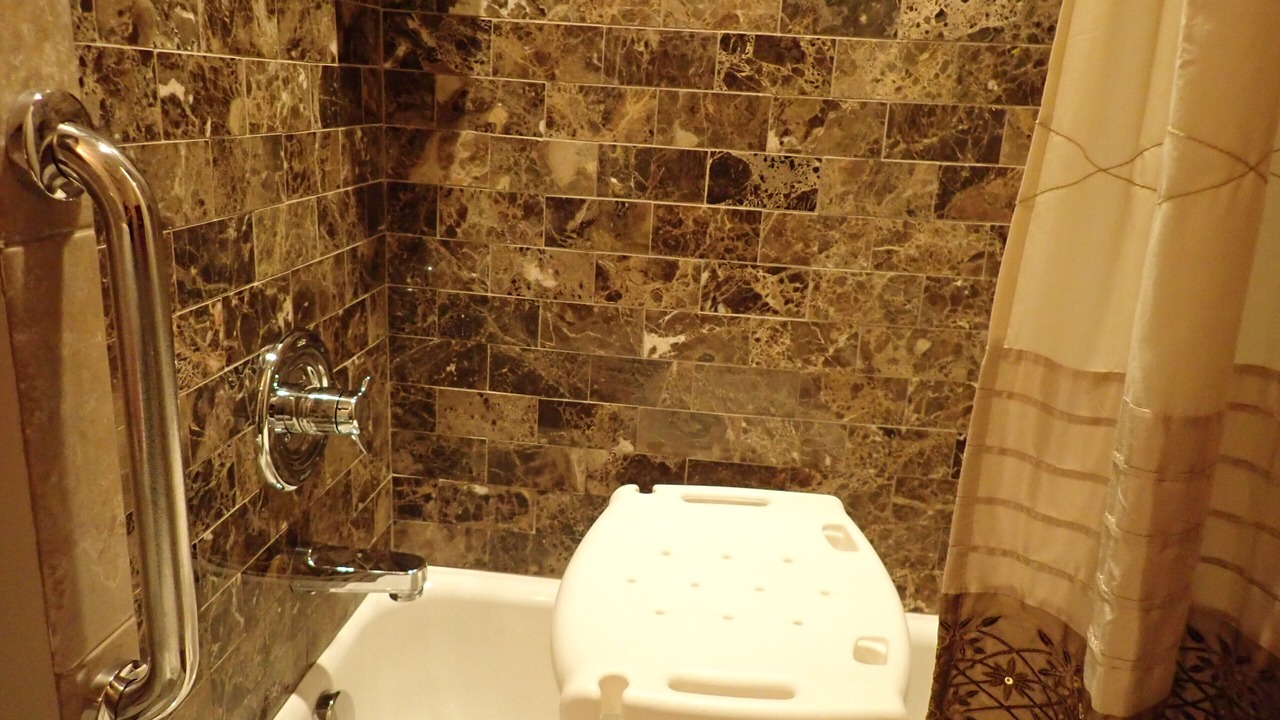 Photo of Bathroom in Princes Lakes