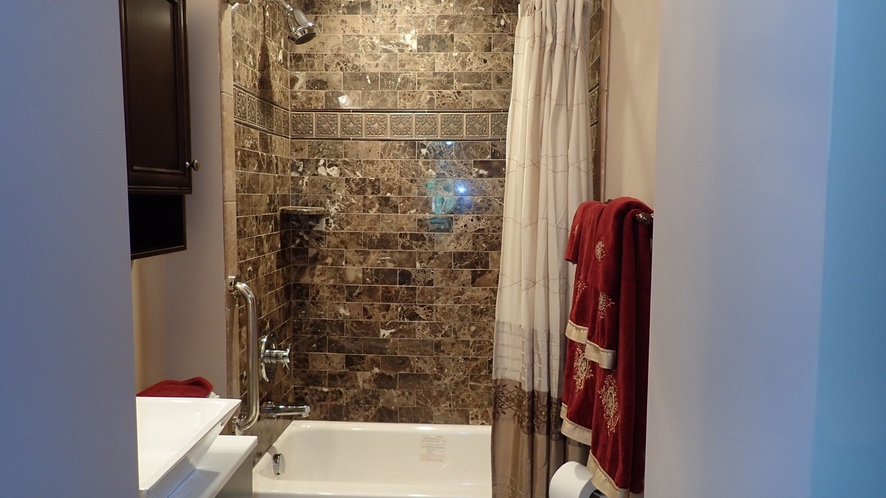 Photo of Bathroom in Princes Lakes