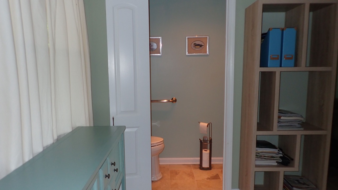 Photo of Bathroom in Princes Lakes