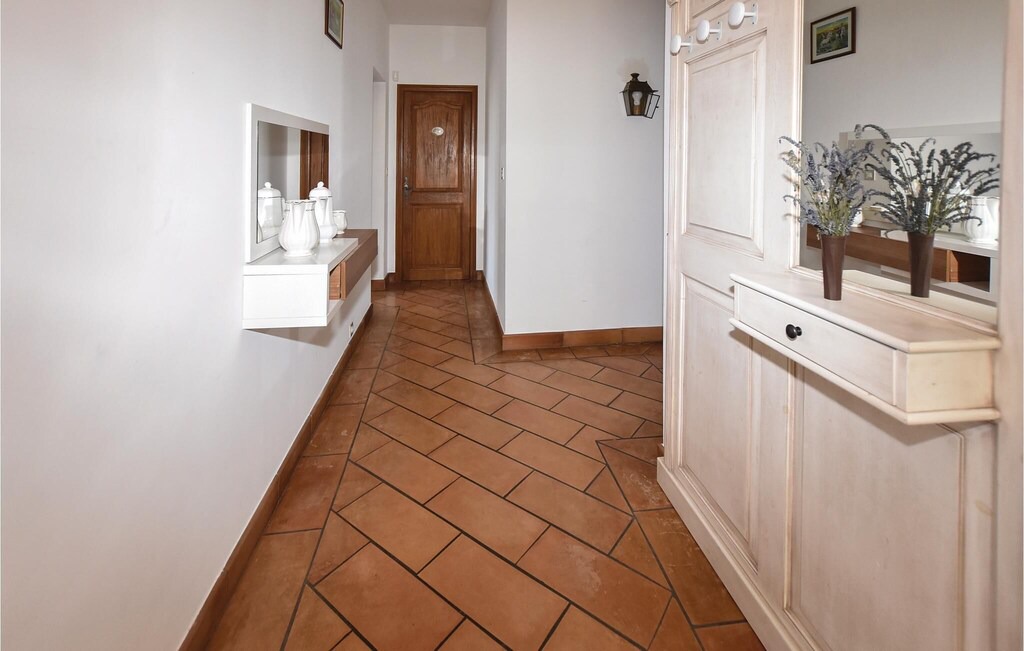 Photo of Others in Caumont-sur-Durance