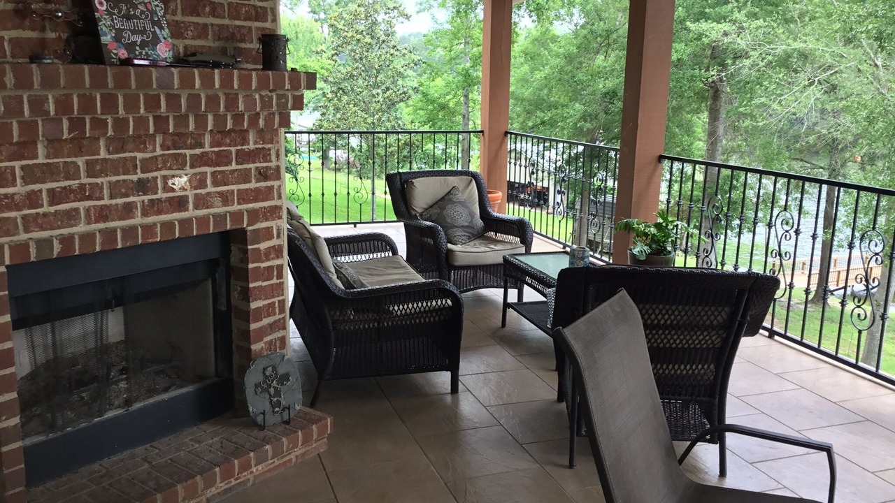Photo of Livingroom in Hemphill