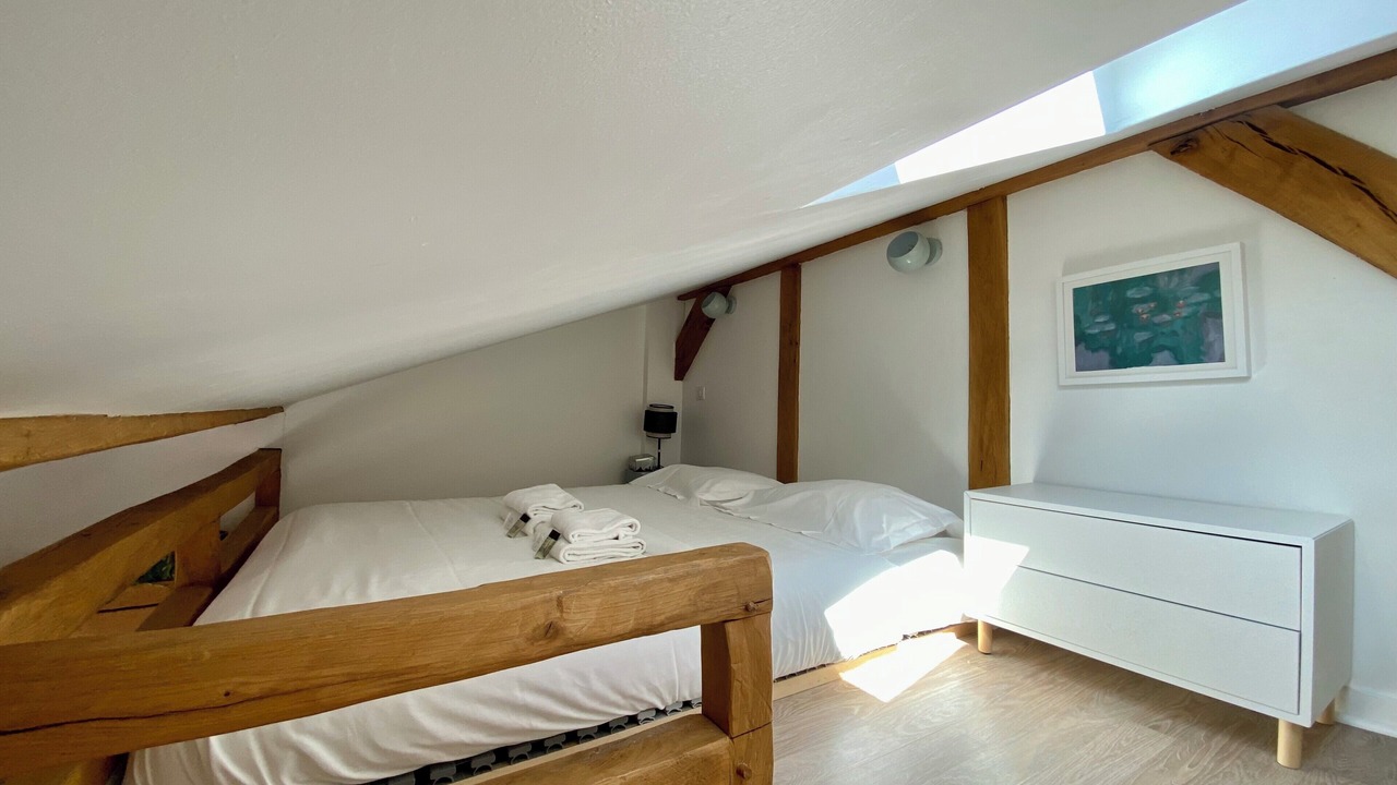 Photo of Bedroom in Val-de-Grace