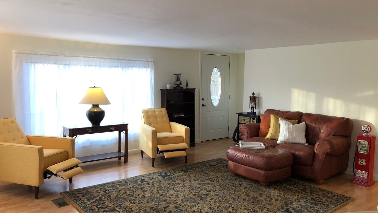 Photo of Livingroom in Chatham