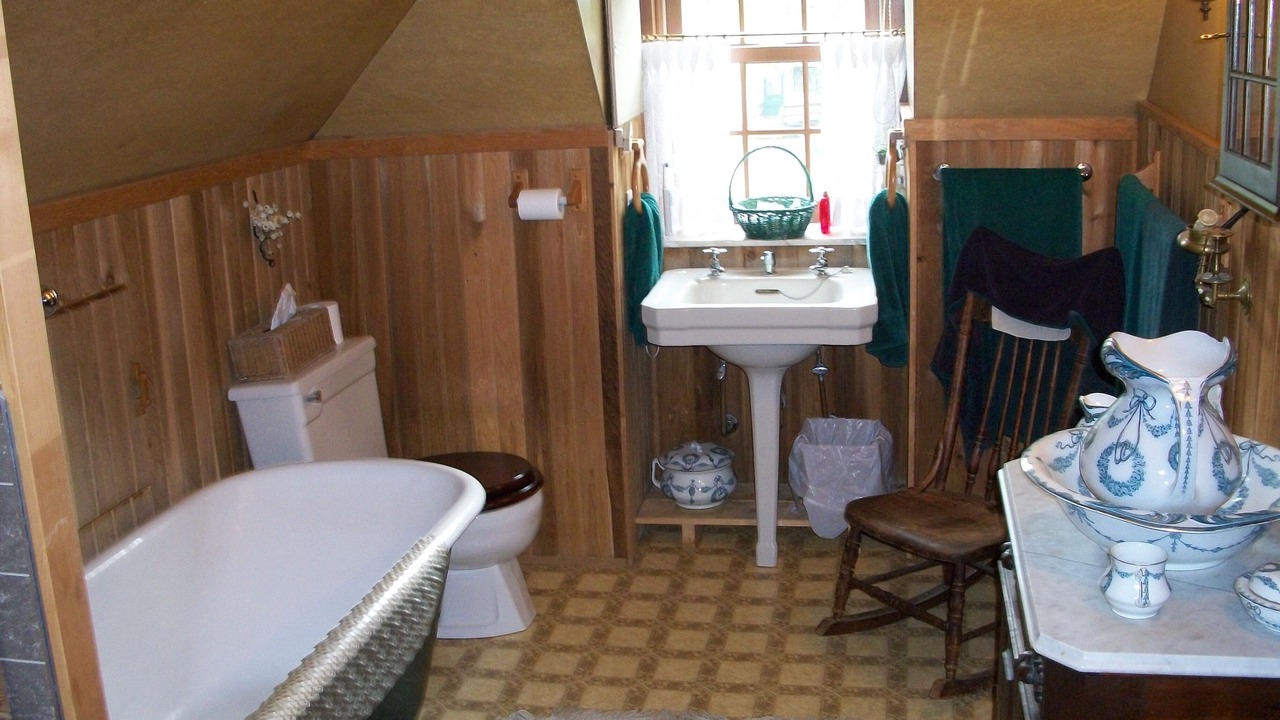 Photo of Bathroom in Old England